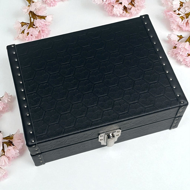 Kaze — Travel Humidor